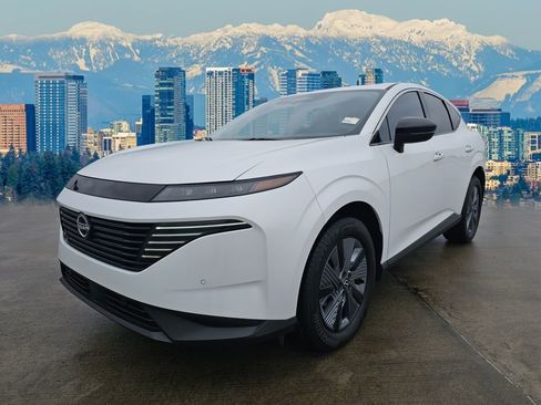 Used 2025 Nissan Murano SL image 3