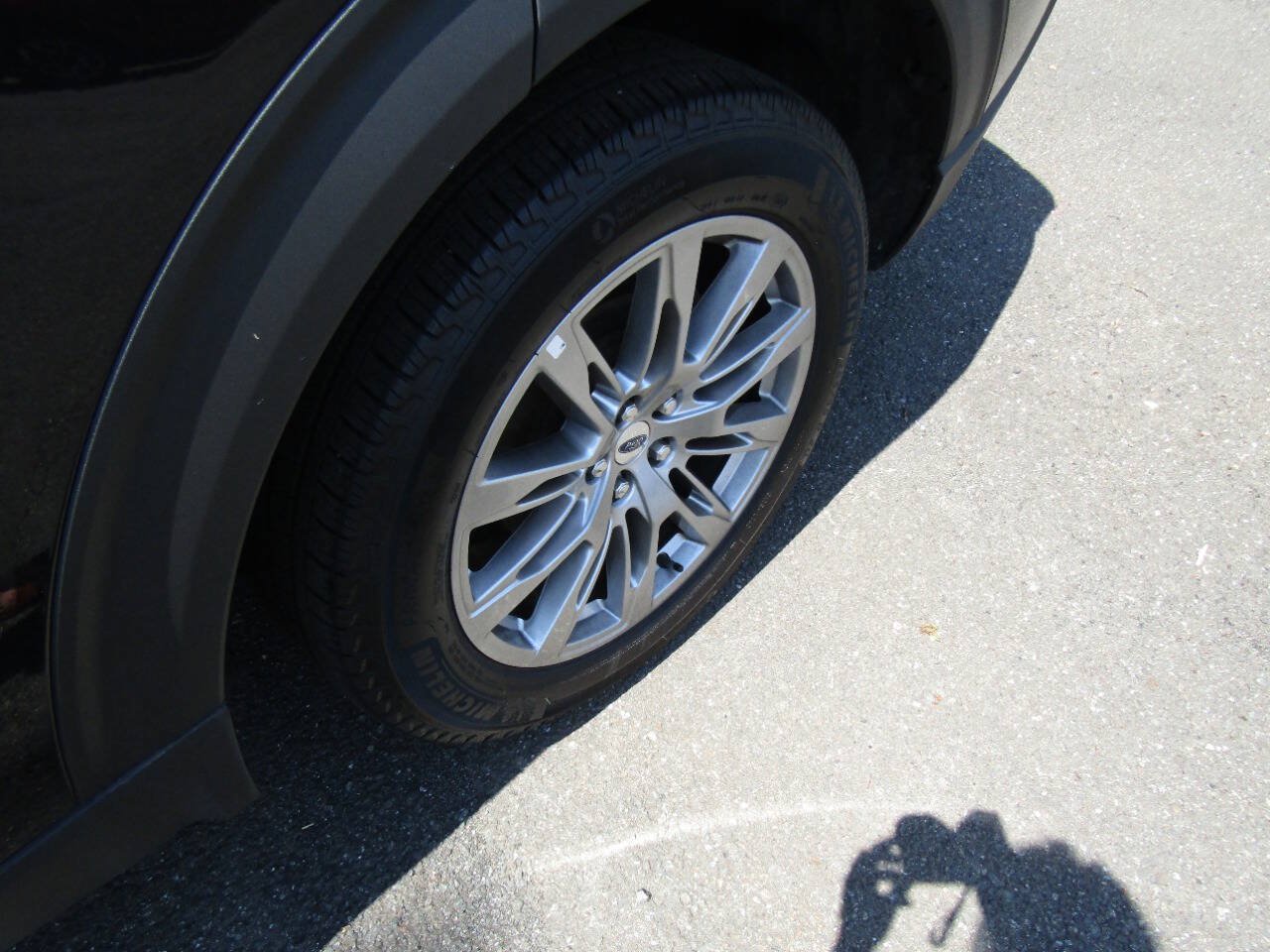 Used 2025 Ford Explorer Active w/ Active Comfort Package AWD/4WD image 34