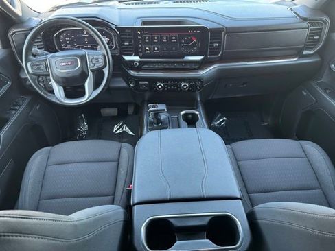 Certified 2024 GMC Sierra 1500 Elevation w/ Preferred Package AWD/4WD image 10