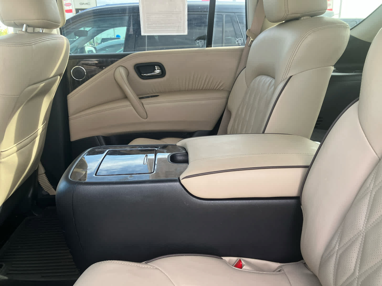 Used 2024 Nissan Armada Platinum w/ Captain's Chairs Package AWD/4WD image 38