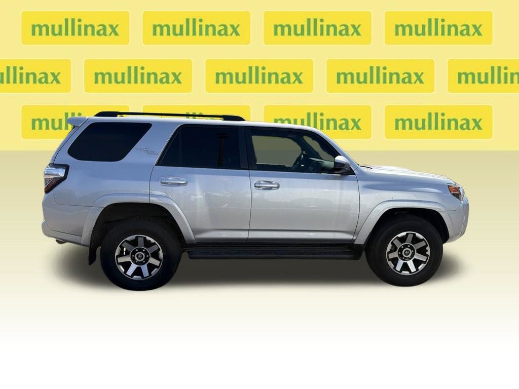 Used 2023 Toyota 4Runner TRD Off-Road AWD/4WD image 12