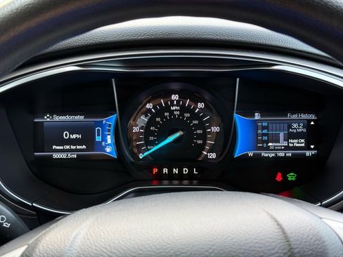 Used 2018 Ford Fusion SE image 10