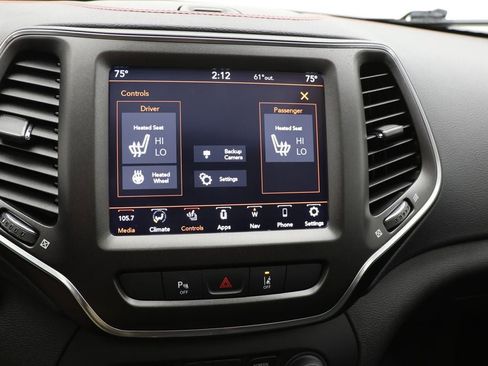 Used 2021 Jeep Cherokee Trailhawk w/ Sun, Sound & Nav Group image 23