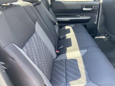 Used 2018 Toyota Tundra SR5 w/ SR5 Upgrade Package RWD image 20