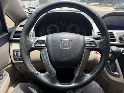 Used 2016 Honda Odyssey EX-L image 15