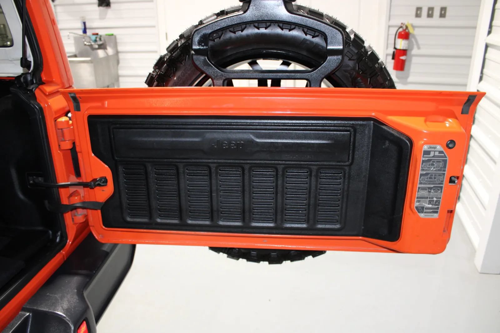 Used 2020 Jeep Wrangler Unlimited Sport S w/ Sun And Sound Package AWD/4WD image 22