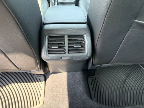 Used 2018 Volkswagen Golf Alltrack SE AWD/4WD image 23