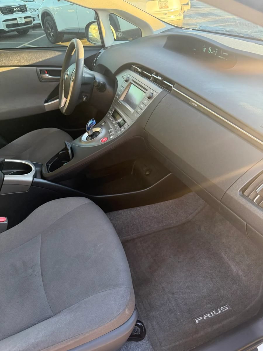 Used 2014 Toyota Prius Three w/ Solar Roof Package FWD image 25