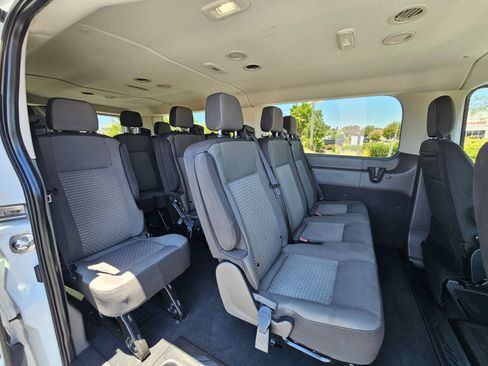 Used 2023 Ford Transit 350 XLT RWD image 20