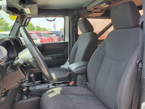 Used 2015 Jeep Wrangler Sport w/ Quick Order Package 24S AWD/4WD image 5