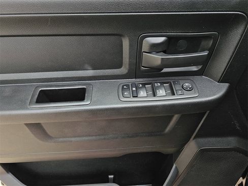 Used 2022 RAM 3500 Tradesman image 25