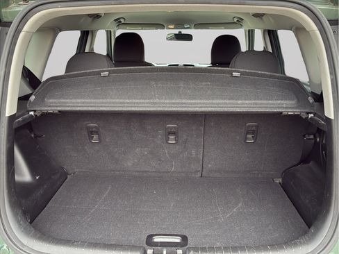 Used 2014 Kia Soul + FWD image 10