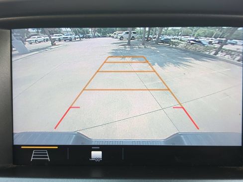 Certified 2022 Chevrolet Colorado LT w/ Redline Special Edition RWD image 16