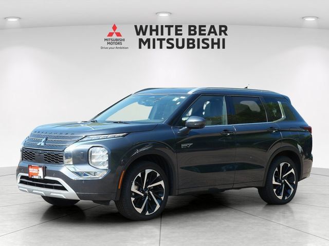 Used 2025 Mitsubishi Outlander SEL AWD/4WD image 2