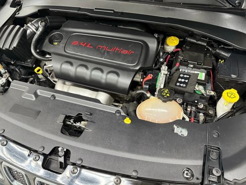 Used 2018 Jeep Compass Sport image 37