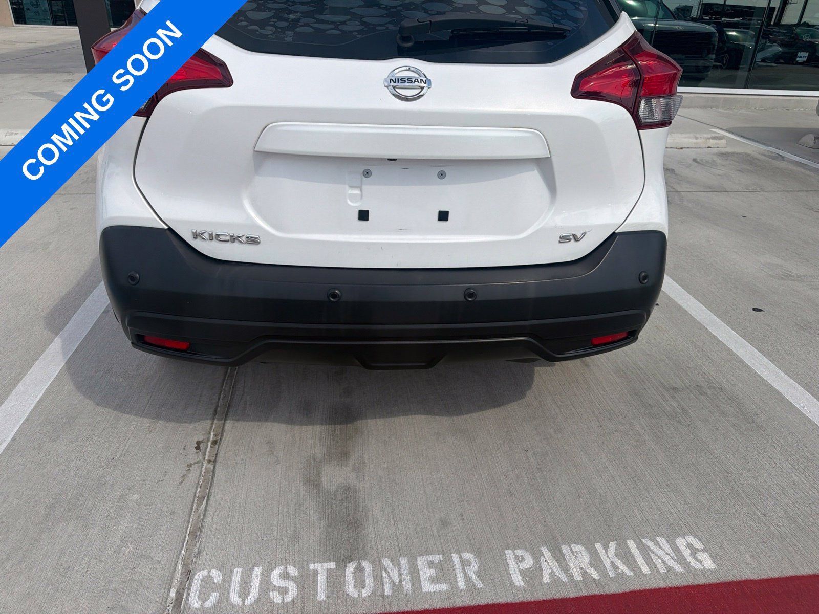 Used 2020 Nissan Kicks SV FWD image 7