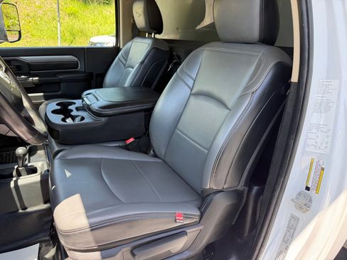 Used 2020 RAM 4500 Tradesman AWD/4WD image 32