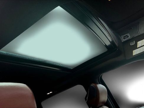 Used 2018 Ford F150 King Ranch image 29