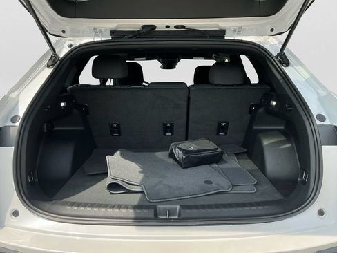 Used 2025 Honda Prologue EX image 17