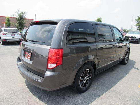 Used 2015 Dodge Grand Caravan SXT FWD image 6