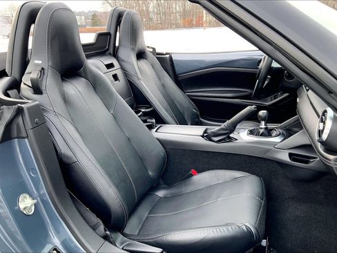 Used 2021 MAZDA MX-5 Miata Grand Touring image 7