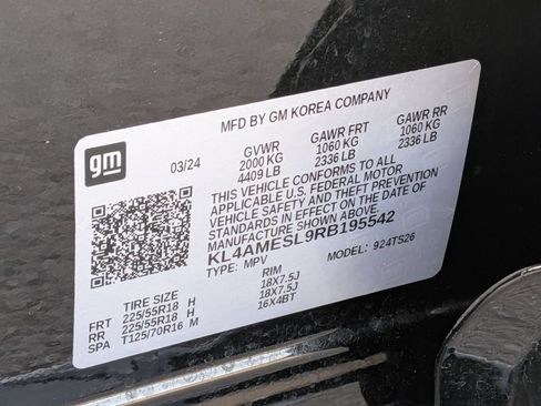 Used 2024 Buick Encore GX Sport Touring AWD/4WD image 37