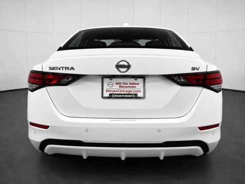 Certified 2022 Nissan Sentra SV w/ Trunk Package FWD image 5