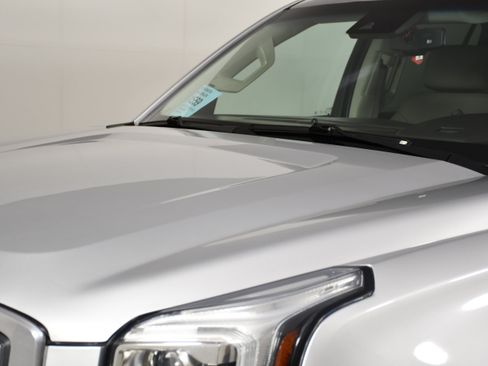 Used 2019 GMC Yukon SLT w/ Open Road Package AWD/4WD image 12