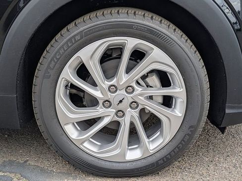 New 2027 Chevrolet Bolt LT image 6