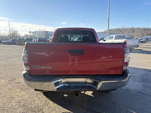 Used 2013 Toyota Tacoma 4x4 Access Cab V6 image 7