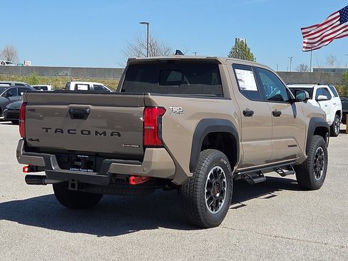 New 2026 Toyota Tacoma TRD Off-Road AWD/4WD image 4
