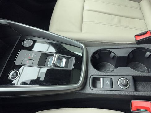 Used 2022 Audi A3 2.0T Premium image 31