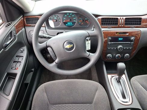 Used 2011 Chevrolet Impala LS image 13