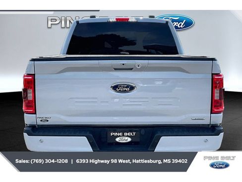 Used 2022 Ford F150 XLT w/ Equipment Group 302A High AWD/4WD image 4