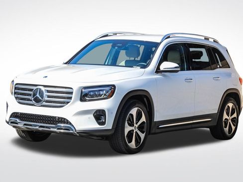 Certified 2025 Mercedes-Benz GLB 250 image 3