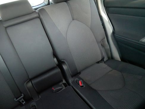 Used 2023 Toyota Highlander LE image 14