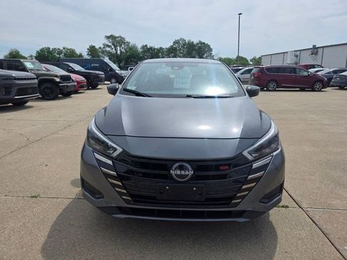 Used 2024 Nissan Versa SR FWD image 2