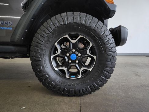 Used 2022 Jeep Wrangler Unlimited Rubicon 4xe w/ Cold Weather Group image 25