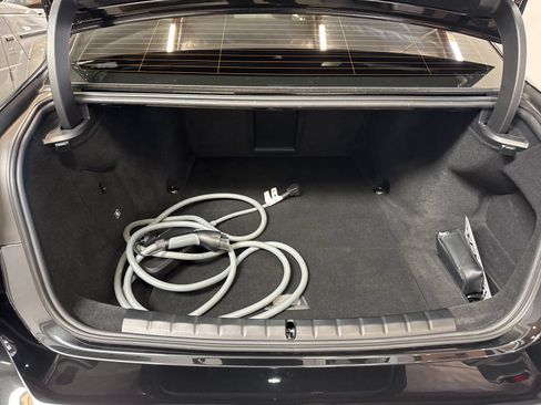 Used 2025 BMW i7 xDrive60 w/ Executive Package AWD/4WD image 25