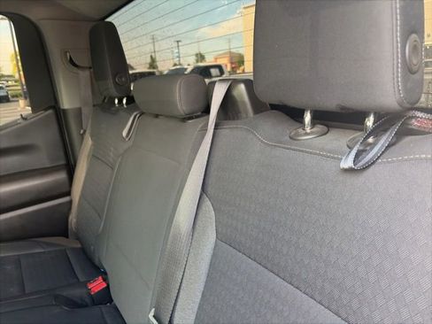 Certified 2022 Chevrolet Silverado 1500 Custom AWD/4WD image 9