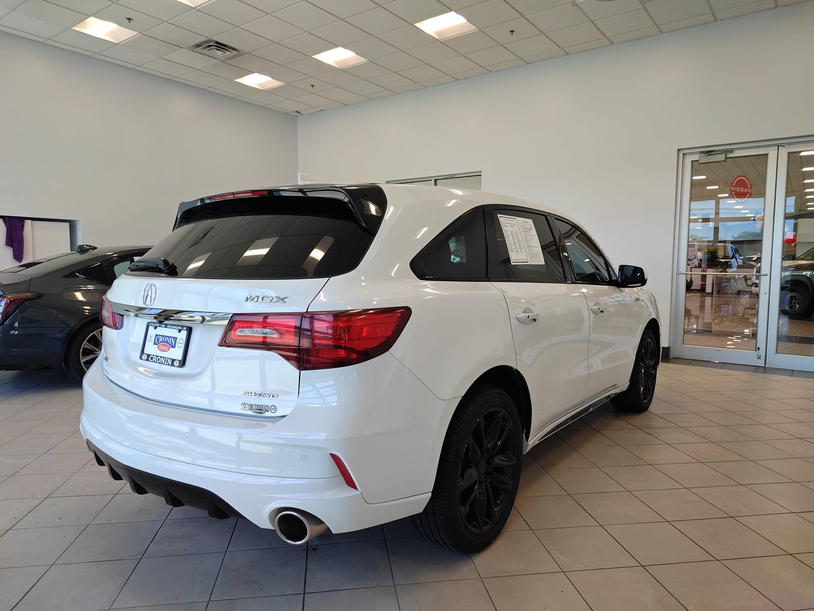 Used 2020 Acura MDX w/ Technology Package AWD/4WD image 3