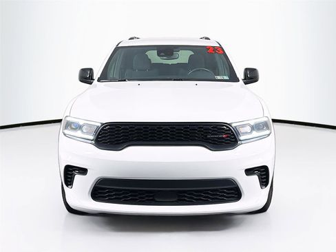 Used 2023 Dodge Durango GT AWD/4WD image 2