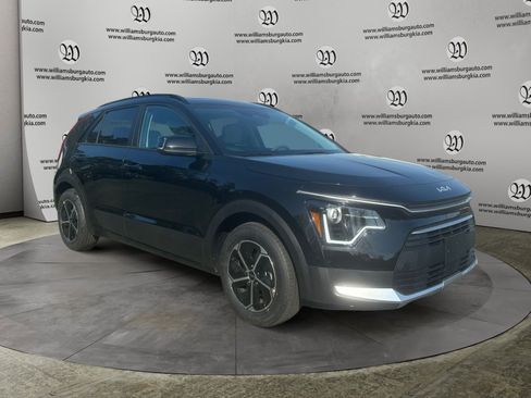 New 2026 Kia Niro EX FWD image 7