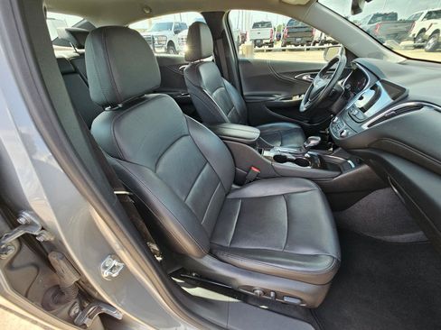 Used 2024 Chevrolet Malibu LT FWD image 57