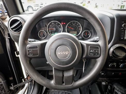 Used 2018 Jeep Wrangler Sport AWD/4WD image 19
