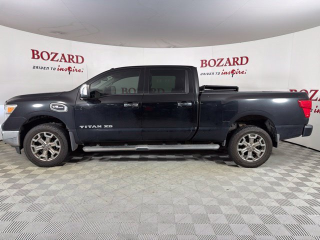 Used 2018 Nissan Titan SL w/ Chrome Package AWD/4WD image 6