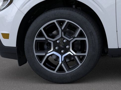 New 2025 Ford Maverick Lariat w/ 4K Tow Package image 21