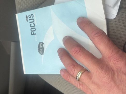 Used 2008 Ford Focus SES image 10