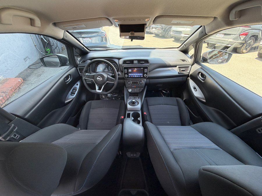 Used 2025 Nissan Leaf S FWD image 20