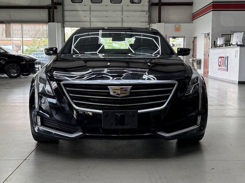 Used 2018 Cadillac CT6 Luxury AWD/4WD image 5